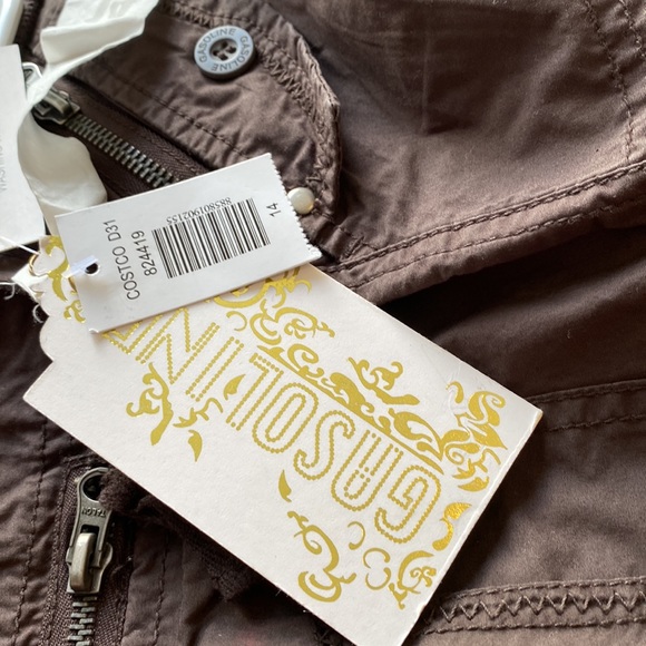 Dark brown cargo pants-capri style with removable belt-lightweight - Picture 8 of 8